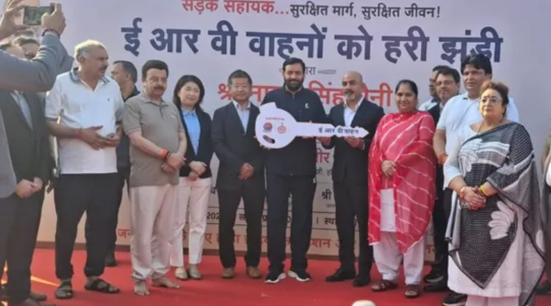 Haryana Police के बेड़े में शामिल हुईं 310 नई ERV गाड़ियां; सीएम नायब सैनी ने हरी झंडी दिखाकर किया रवाना